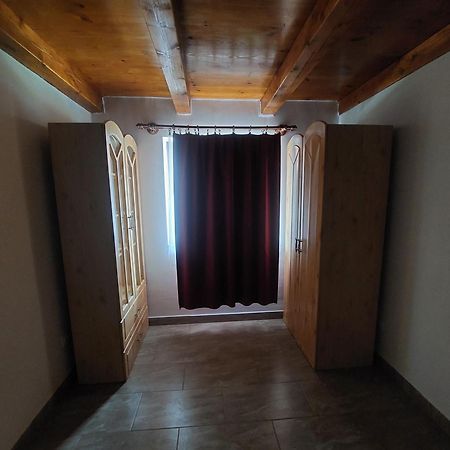 Orban Nyaralohaz Villa Kovagoors Ngoại thất bức ảnh